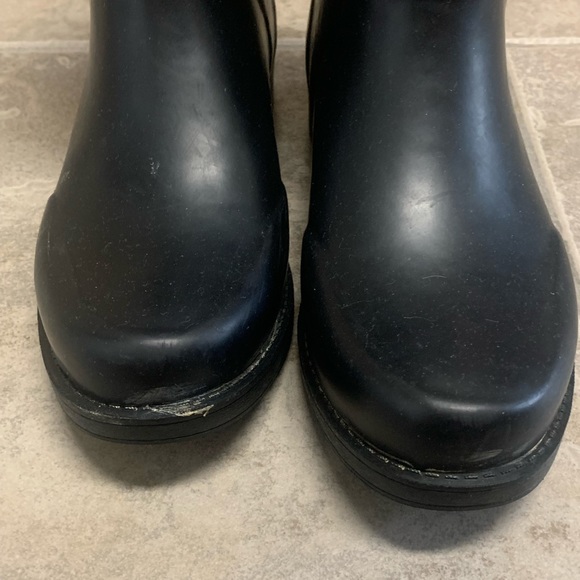 UGG Stephanson Black Tassel Rain Boot - Picture 8 of 11